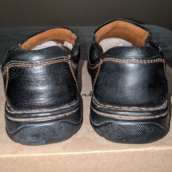 Men's Leather Slip-ons - Picture 3 of 4